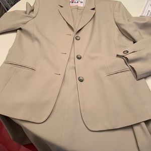 Summer suit with full length skirt